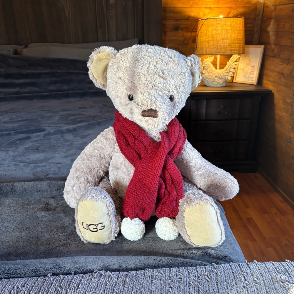 Ugg Teddy Bear - Picture 2 of 8